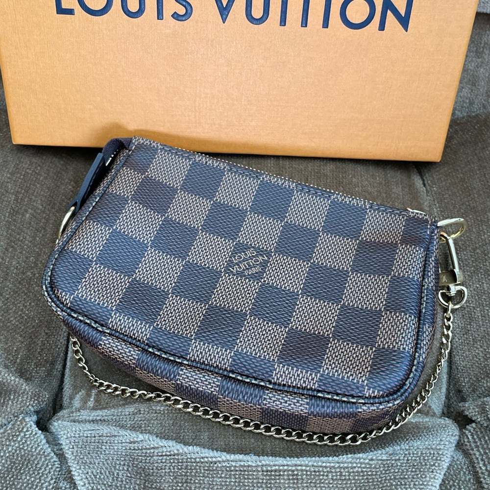 Louis Vuitton Ebene Mini Pochette